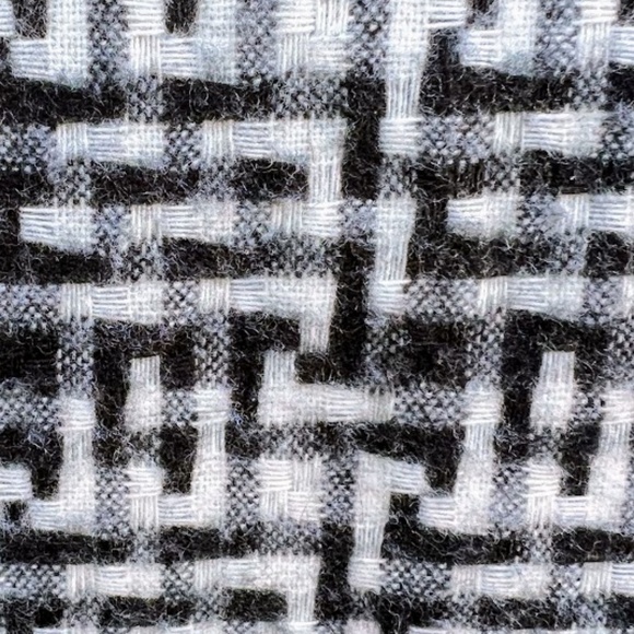 Cashmink 100% Acrylic Scarf 🎉Host Pick🎉 - Picture 5 of 7